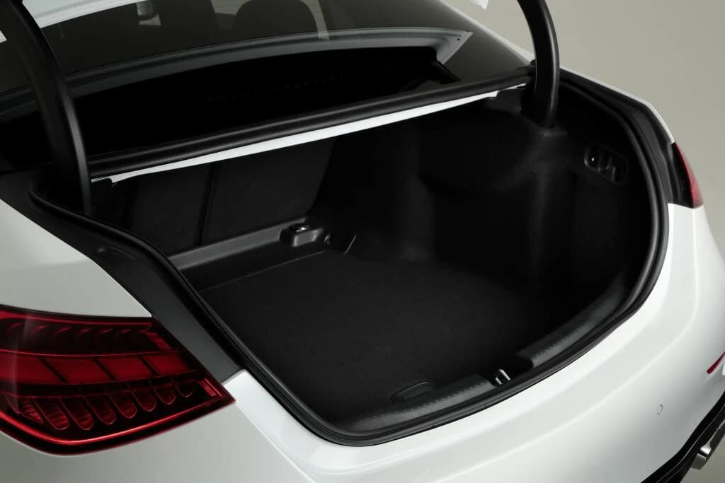 Mercedes C   2023 görsel 3