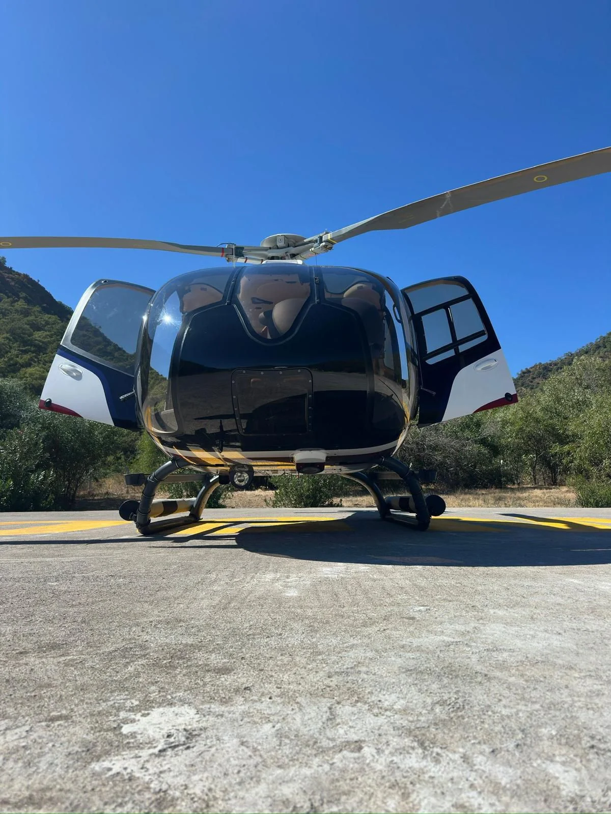 Airbus H130 helikopter ön görünüm