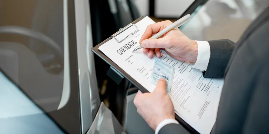 Blog yazısı: İstanbul Araç Kiralama Rehberi: Trafik ve Otopark İpuçları