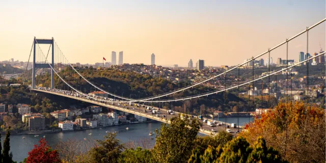 Blogbeitrag: Ruhige und Angenehme Routen in Istanbul während des Festes