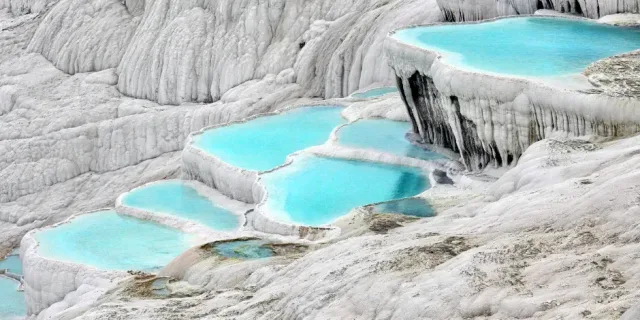 Blog yazısı: Pamukkale Gezi Rehberi: Travertenler ve Hierapolis