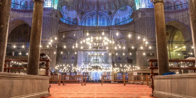 Blogbeitrag: Wie kommt man von Sabiha Gökçen nach Sultanahmet? (Metro & Transfer)