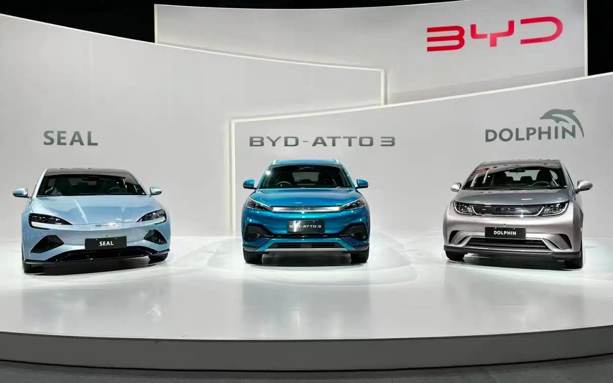 BYD Showroom and Modern Electric Vehicle Design