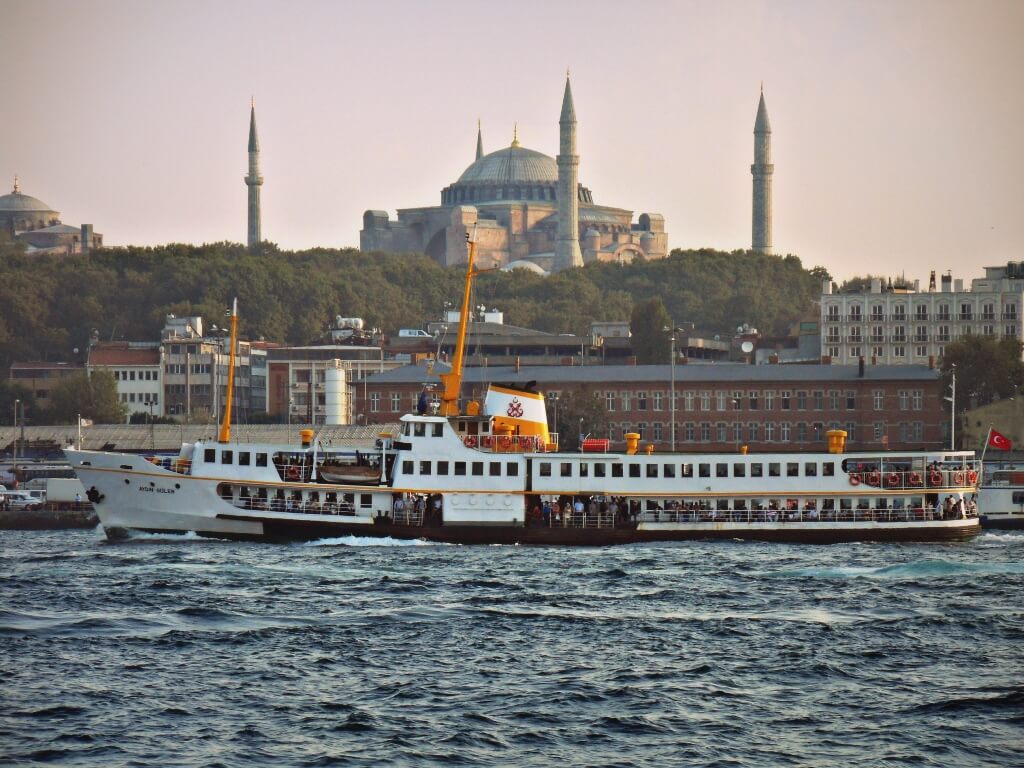 Istanbul City Lines Ferry to Sultanahmet