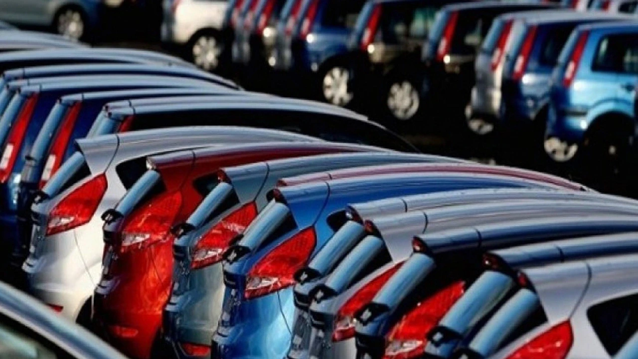 Globaler Automobilaußenhandel und Logistikgleichgewichte