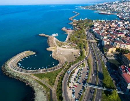 Blog yazısı: Trabzon'da Gezilecek Yerler: Doğa, Tarih ve Lezzet Turu