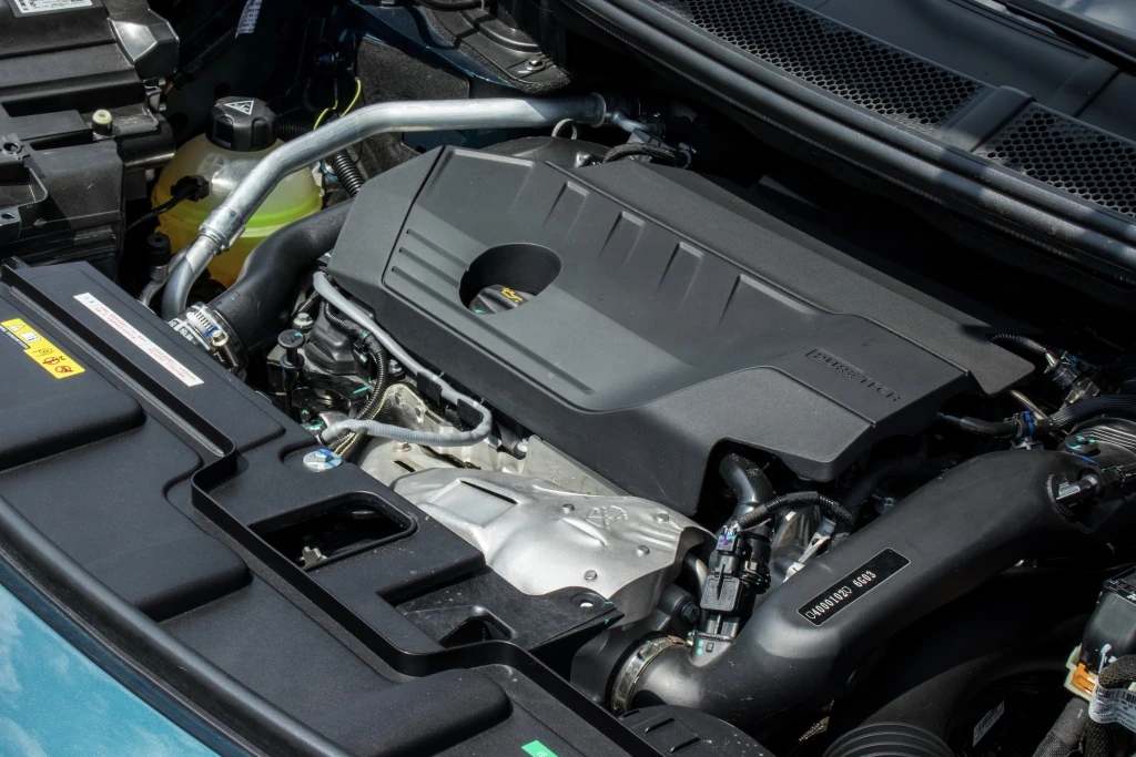 Peugeot 5008 motor görseli