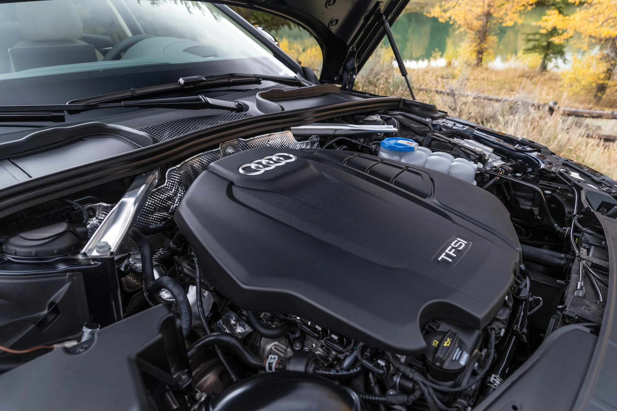 Audi A4 motor görseli