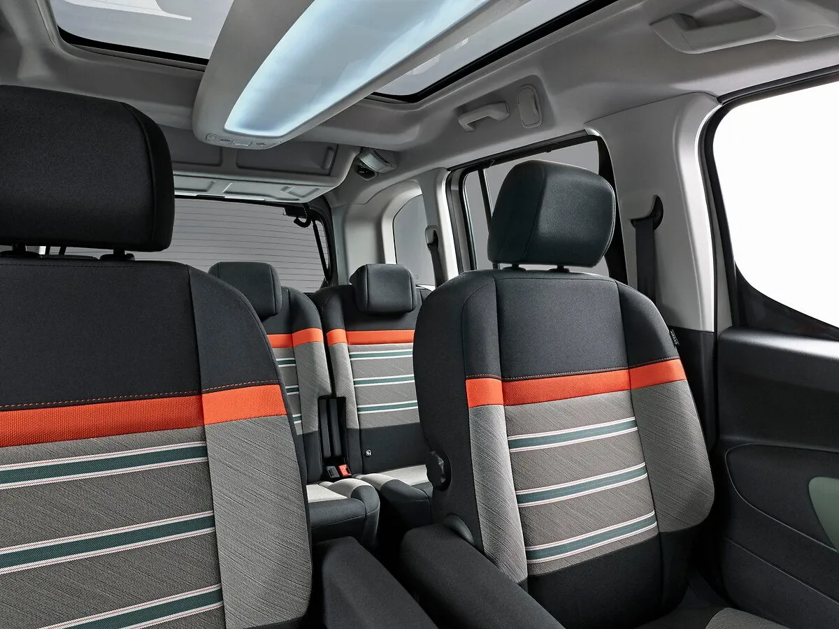 Citroen Berlingo iç mekan görseli