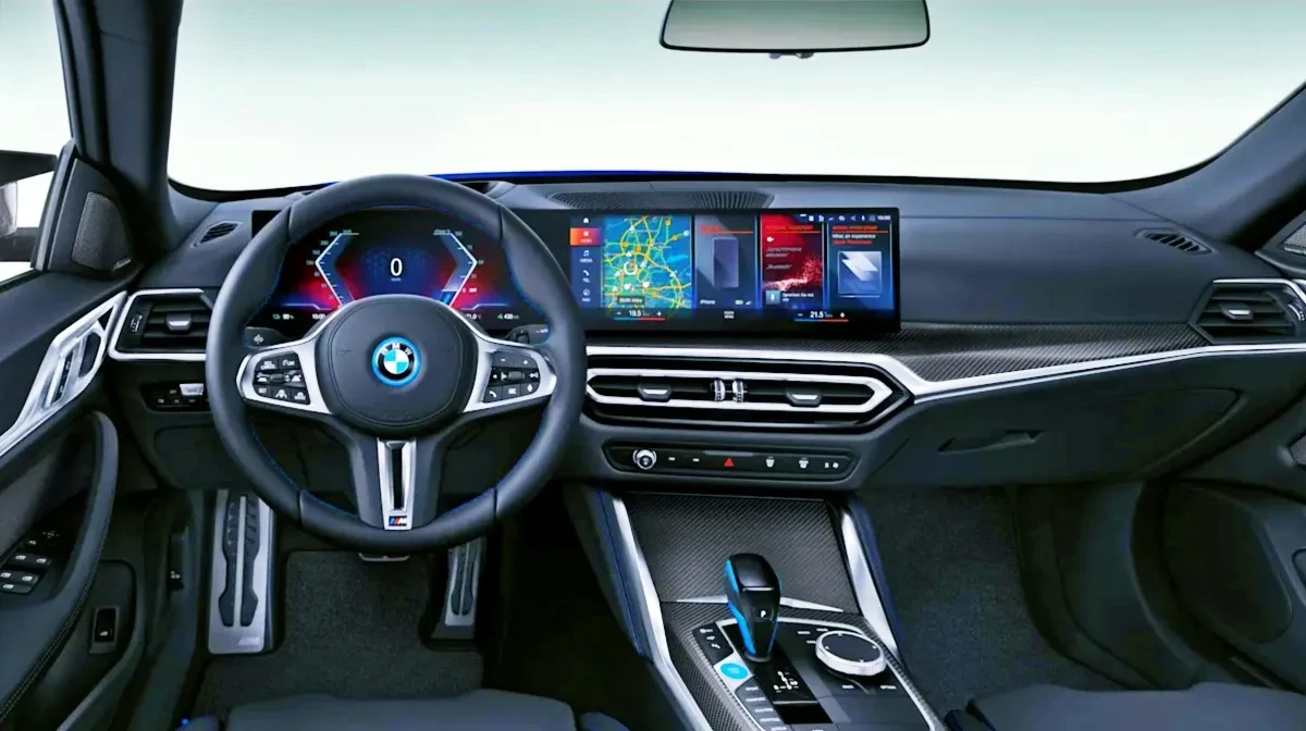 BMW 3 Serisi iç mekan görseli