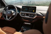 BMW X3 iç mekan görseli