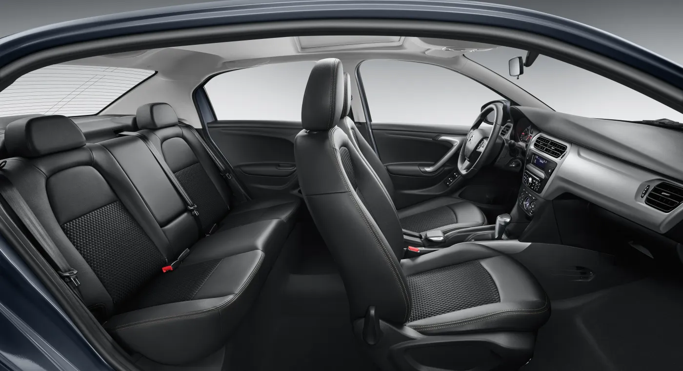 Citroen C-Elysee iç mekan görseli
