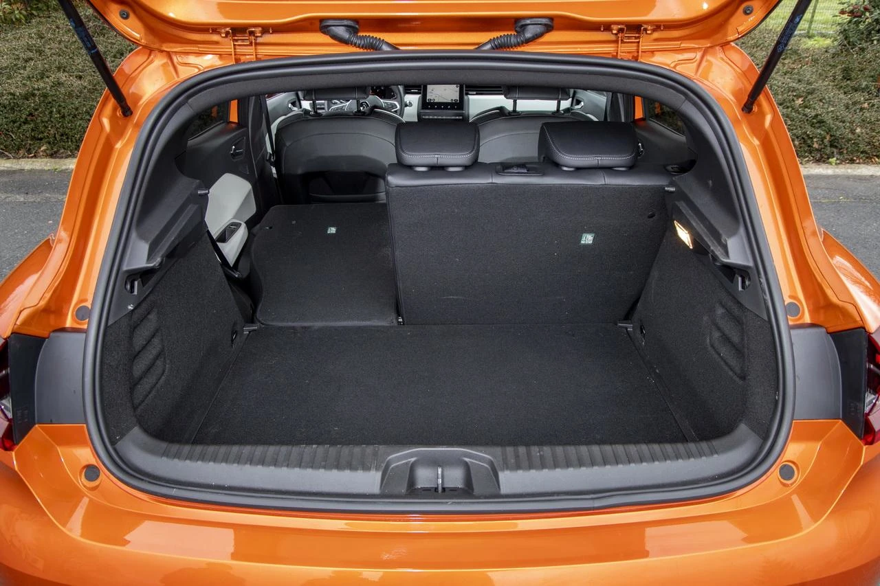 Renault Clio bagaj hacmi görseli