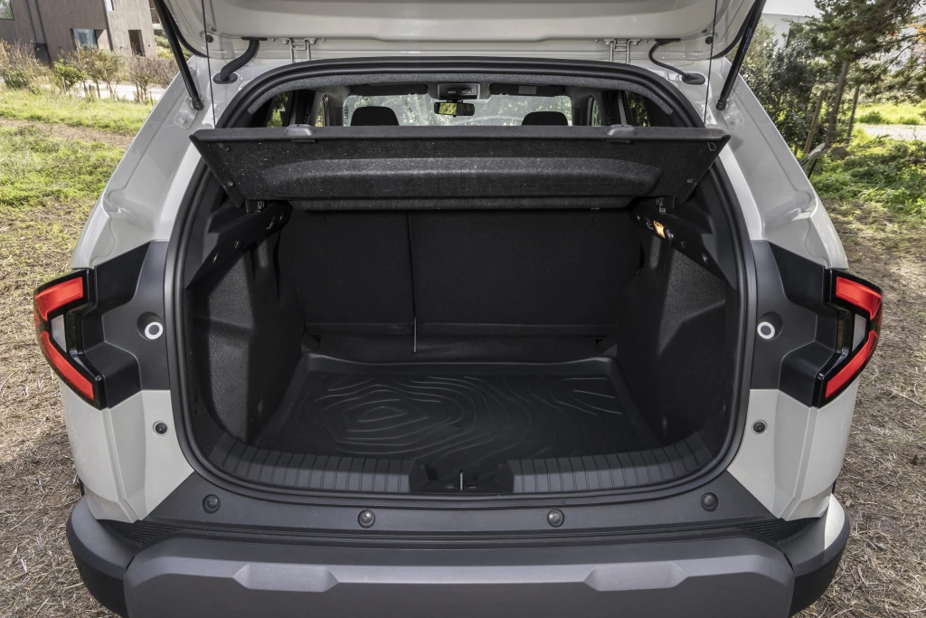 Renault Duster bagaj hacmi görseli