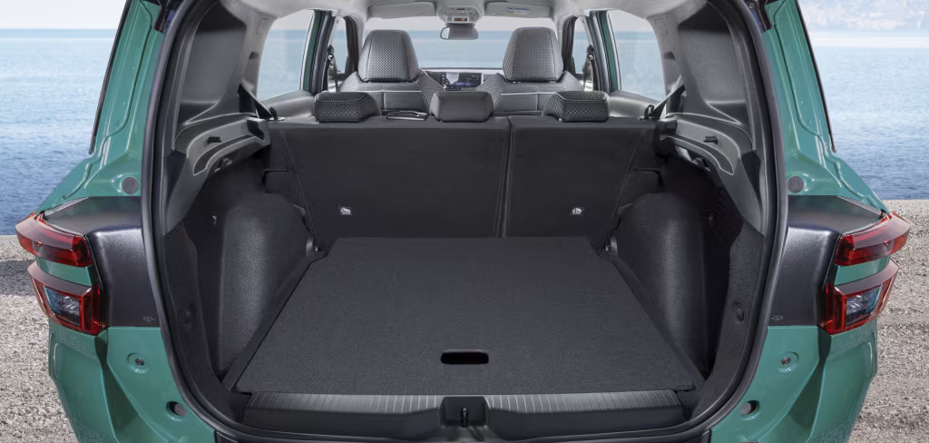 Opel Frontera bagaj hacmi görseli