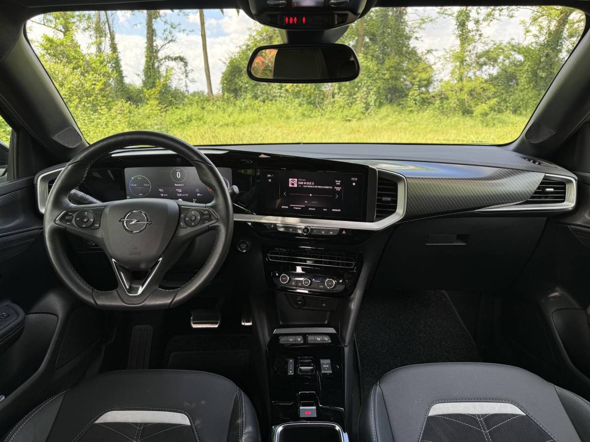Opel Mokka iç mekan görseli