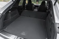 Porsche Cayenne bagaj hacmi görseli