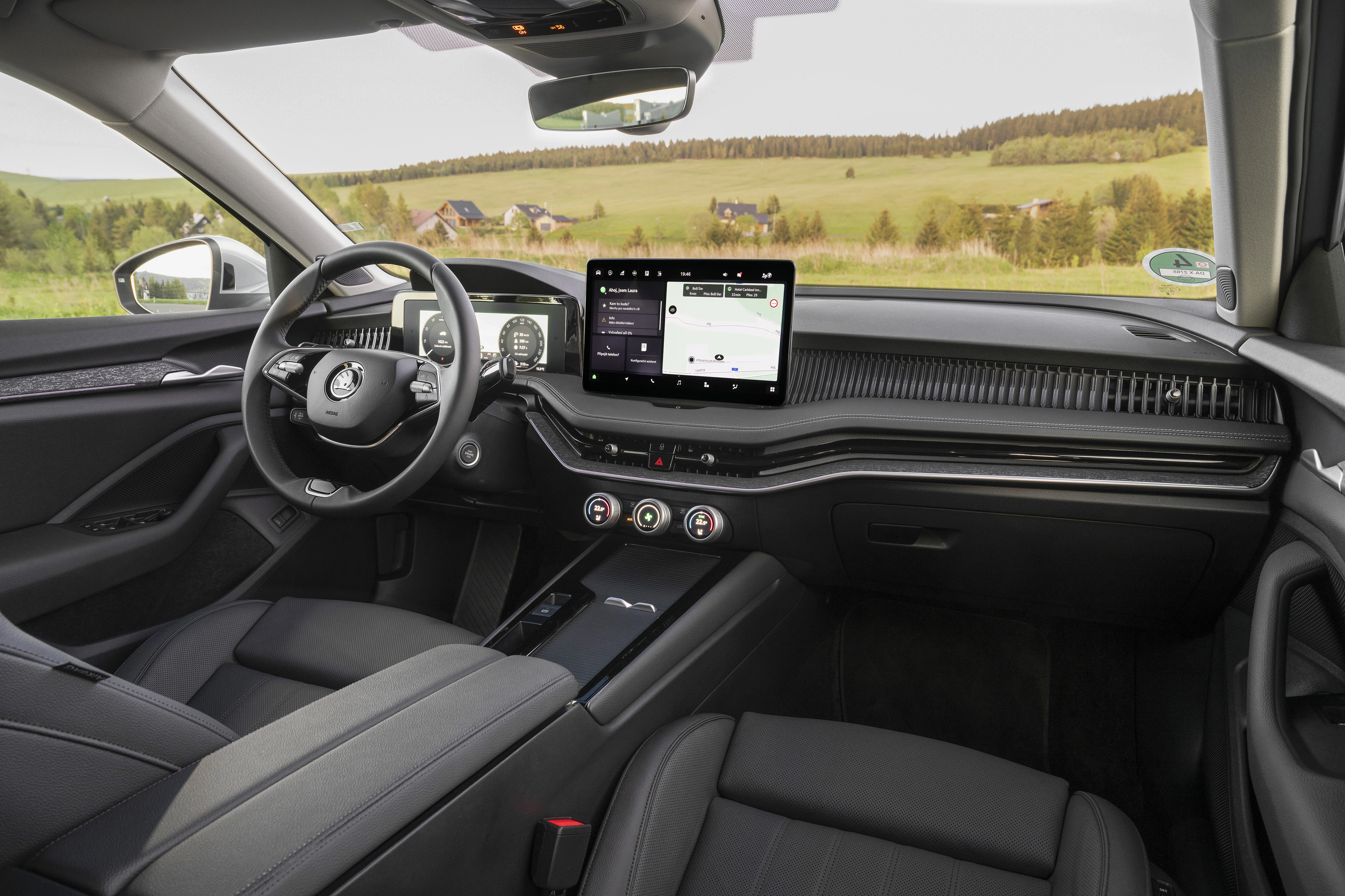 Skoda Superb iç mekan görseli