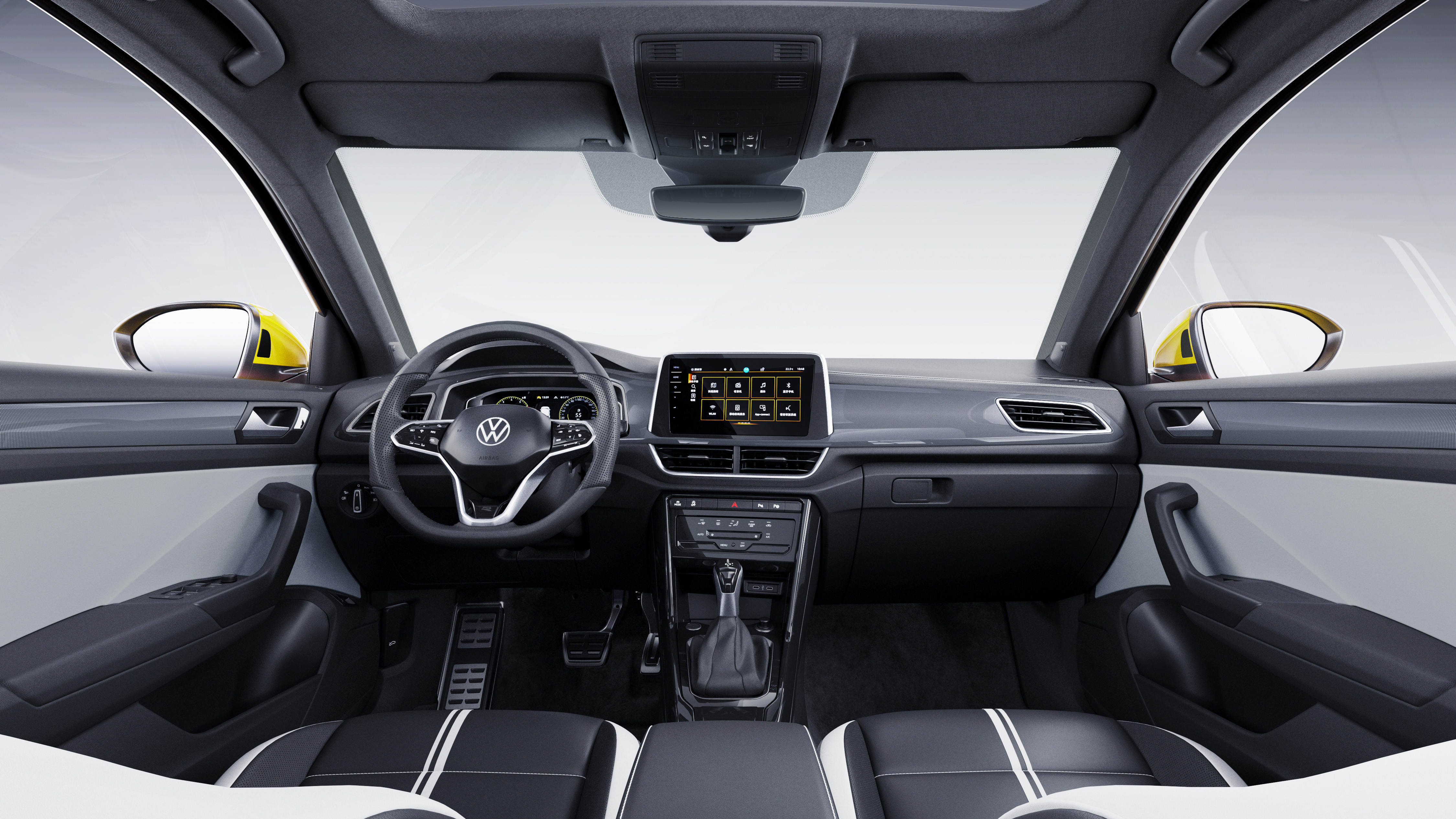 Volkswagen T-Roc iç mekan görseli
