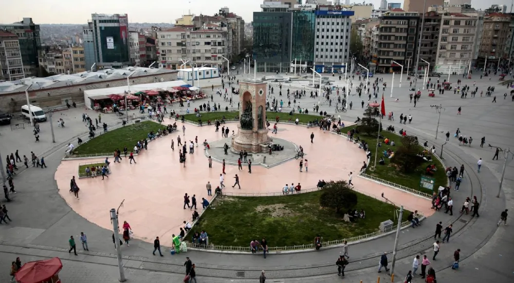 How to Go From Sabiha Gokcen Airport to Taksim