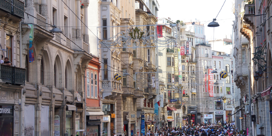 Wie komme ich vom Flughafen Sabiha Gökçen nach Taksim?